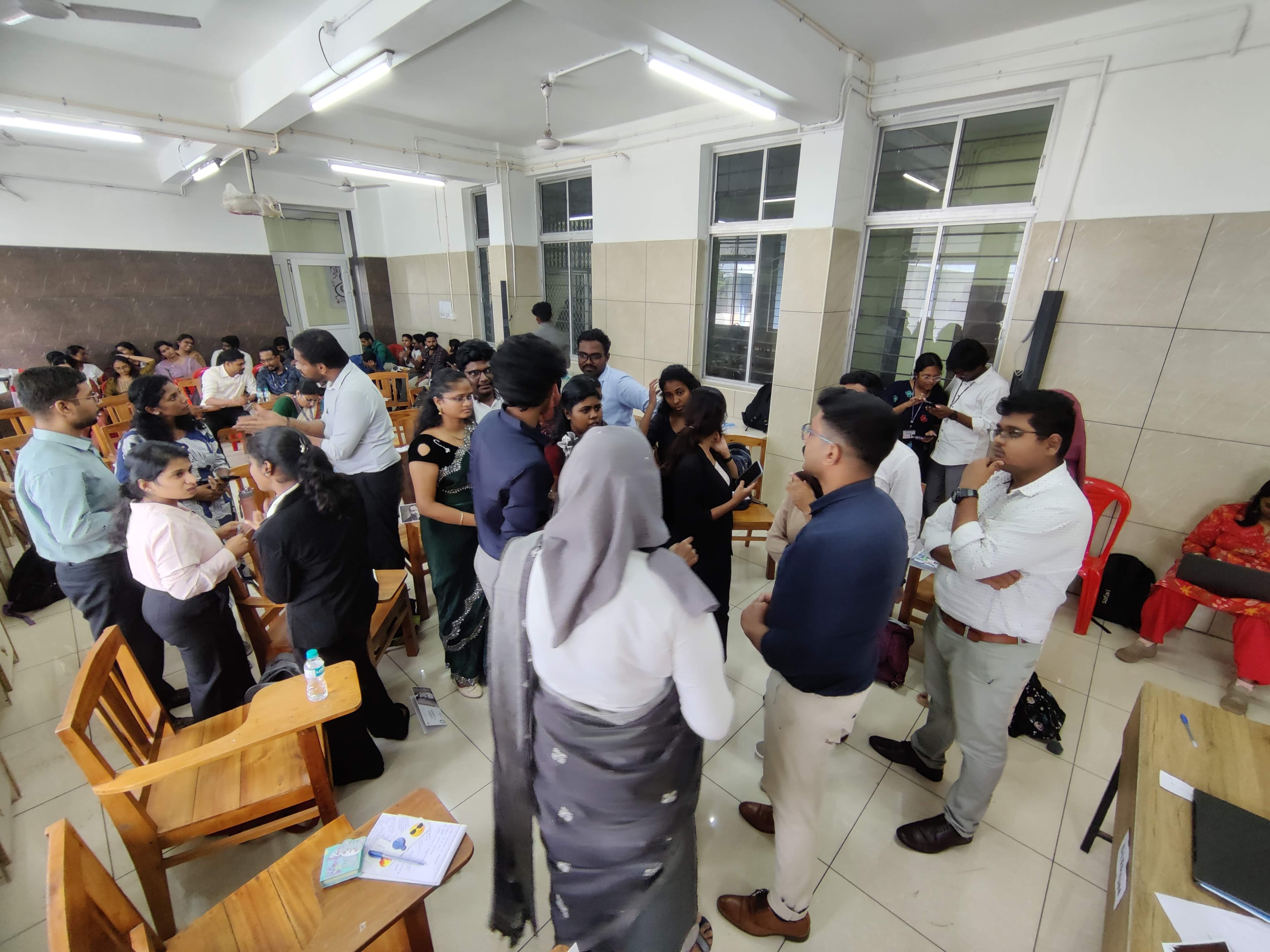 DIIMUN Unmoderated Caucus - Delagtes interacting freely